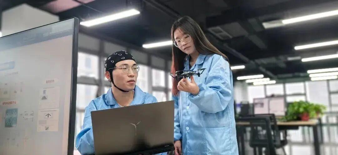 西安创新！“意念”控制无人机成为现实