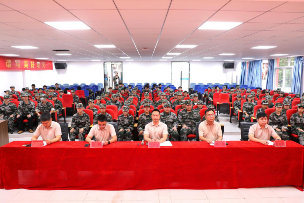 ExE5d7MrLHLx6fiL.png image.png