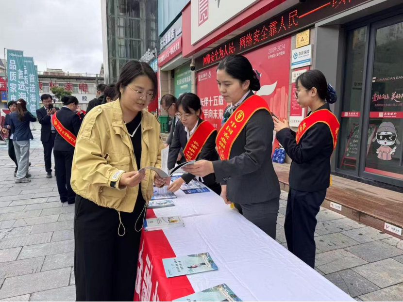 3QYoHUau0atCxizD.png image.png