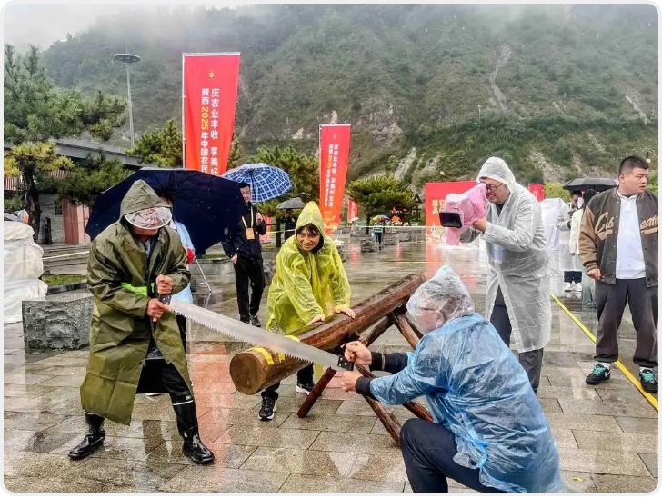 陕西省2025年中国农民丰收节主场活动举行