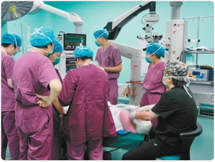 孕妇遭黑熊袭击装死脱险 头面部大面积撕裂、右眼眼球脱出