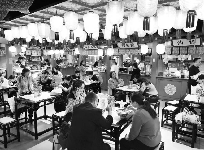 点外卖打卡特色餐馆 “味蕾游”成西安假期消费新亮点