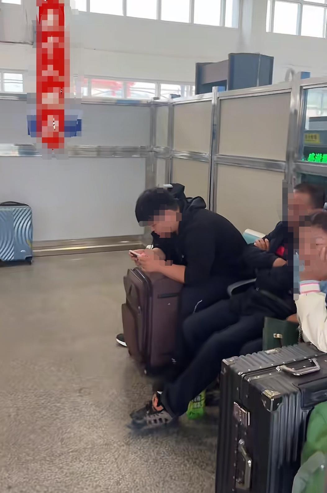 微信图片_20251012120815_188_408.jpg