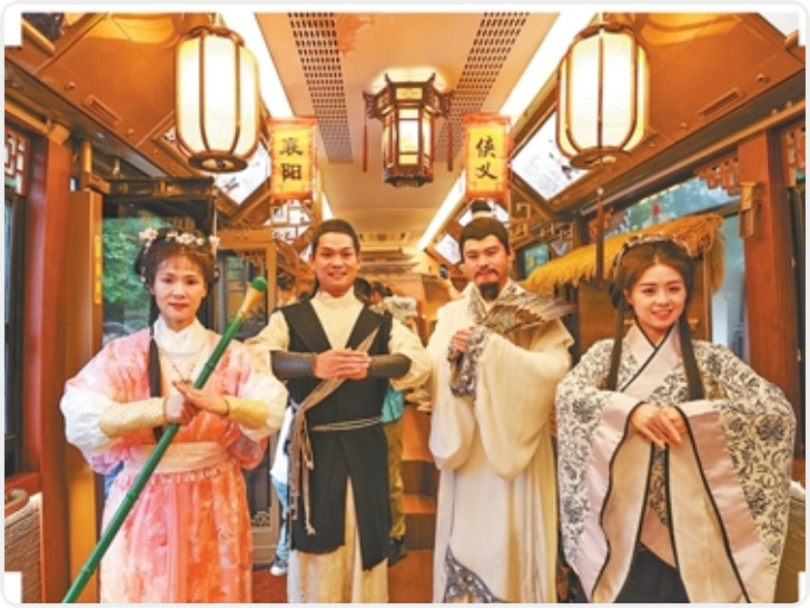 网红城市居民的喜悦与烦恼 家门口成打卡地考验城市治理能力