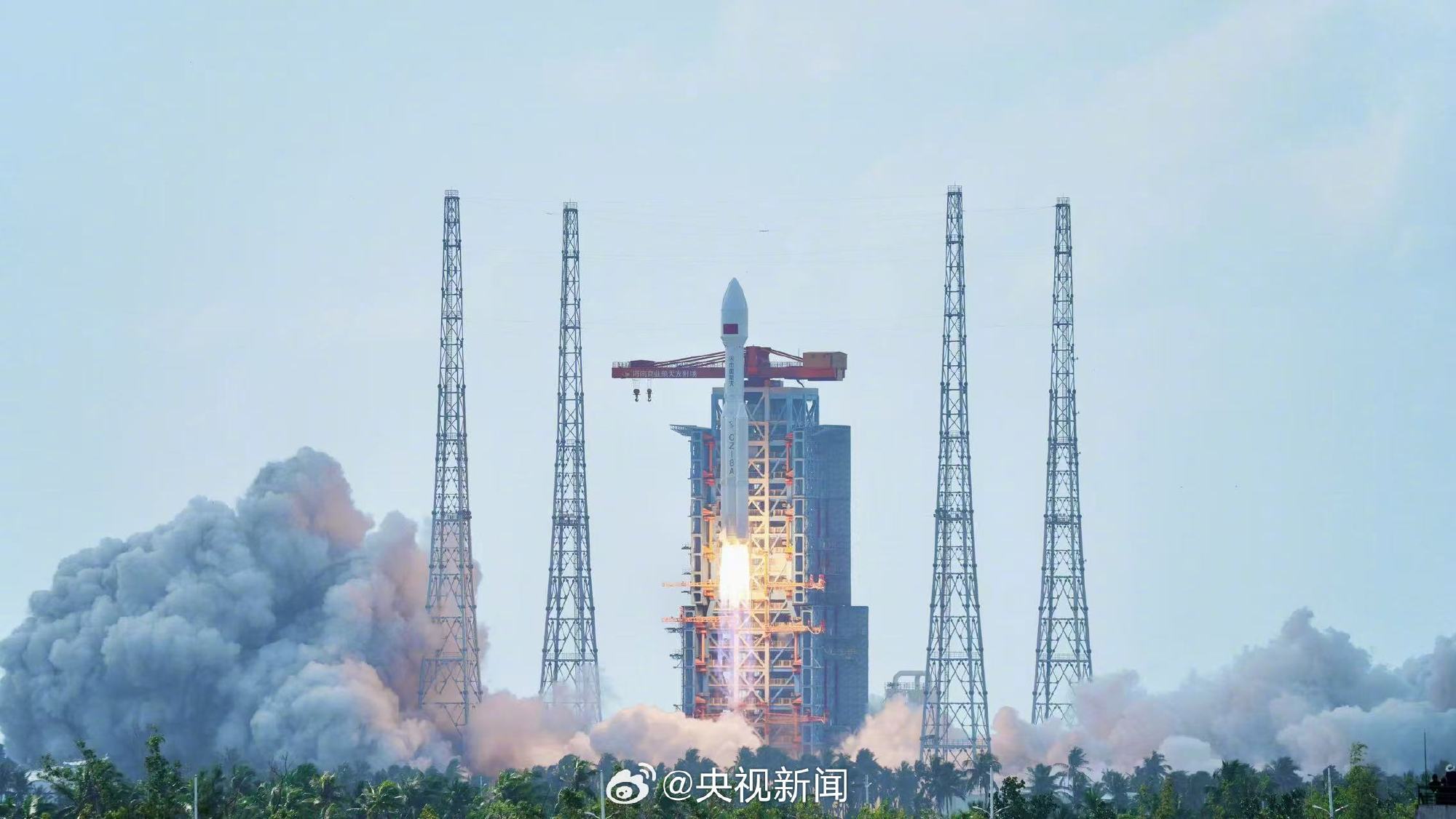 我国成功发射卫星互联网低轨12组卫星