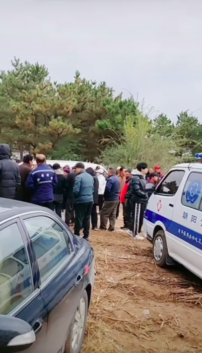 4岁女童车内睡觉失踪超24小时 镇长讲述救援细节