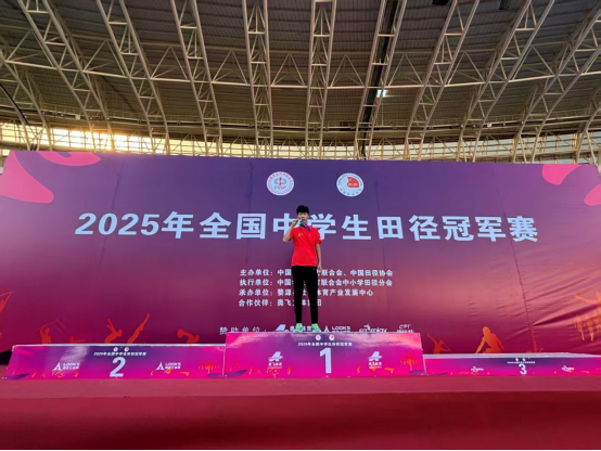 fKg2NF8jbUlKMDDD.png image.png