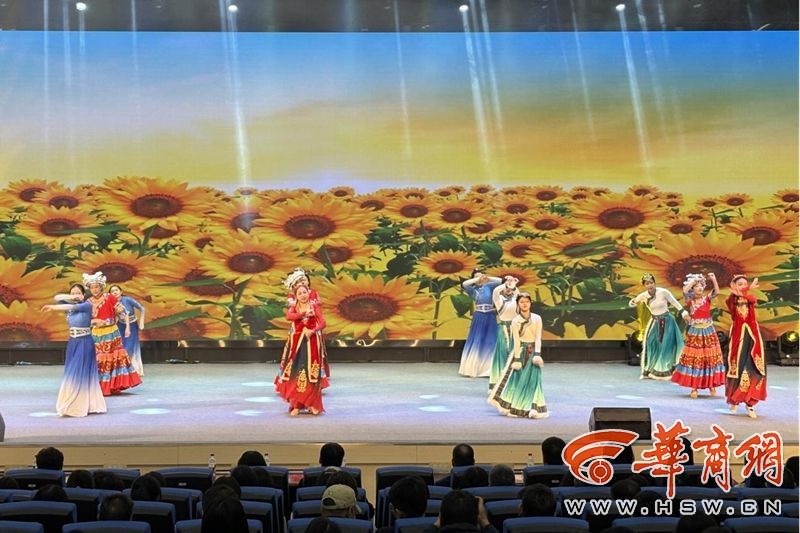 xhAadIYGztCKNYQD.jpg xhAadIYGztCKNYQD.jpg