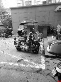 环境卫生差 车辆“霸道” 西安这些小区管理问题亟待解决