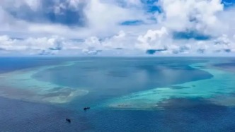 中国海警位中国黄岩岛领海及周边区域执法巡查