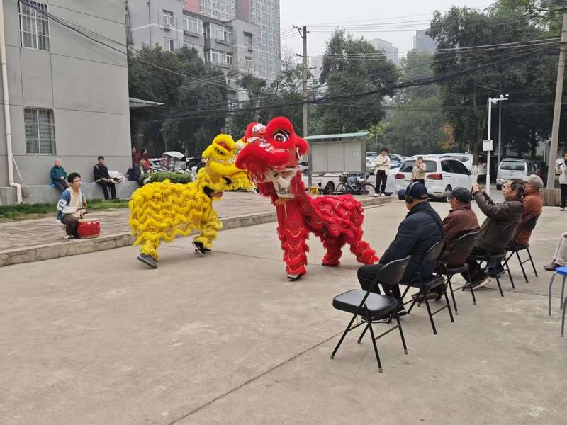 志愿助老暖重阳 西安交大这场文艺汇演让退休教师们直呼暖心