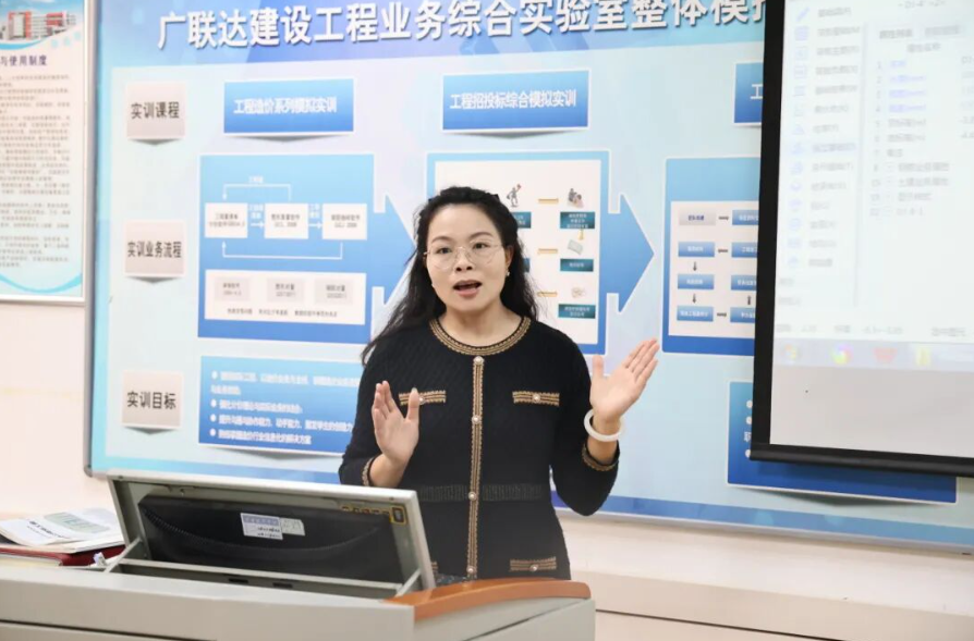 izuZ03QuL6kjg6LO.png image.png