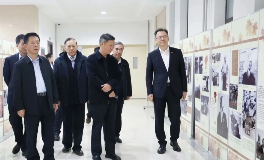 7xVpI8Dr4XatZDSQ.png image.png