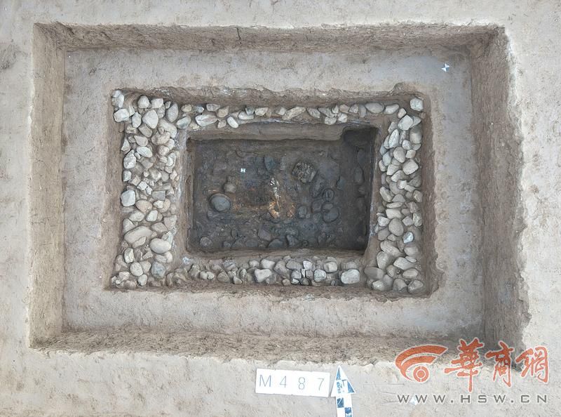 图6M487.jpg