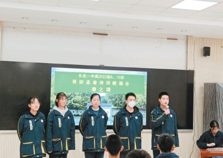 lzcTWa0VJpDG2YqD.jpg aa6598d3-c170-4934-b957-0f6a70aad450.jpg