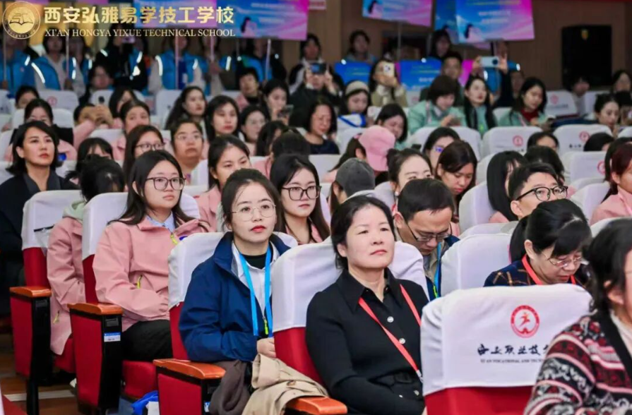 5KydE04XTmZ7KAWS.png image.png