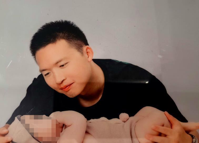 巴中救人牺牲34岁消防员追悼会今日举行 市民自发前来送别