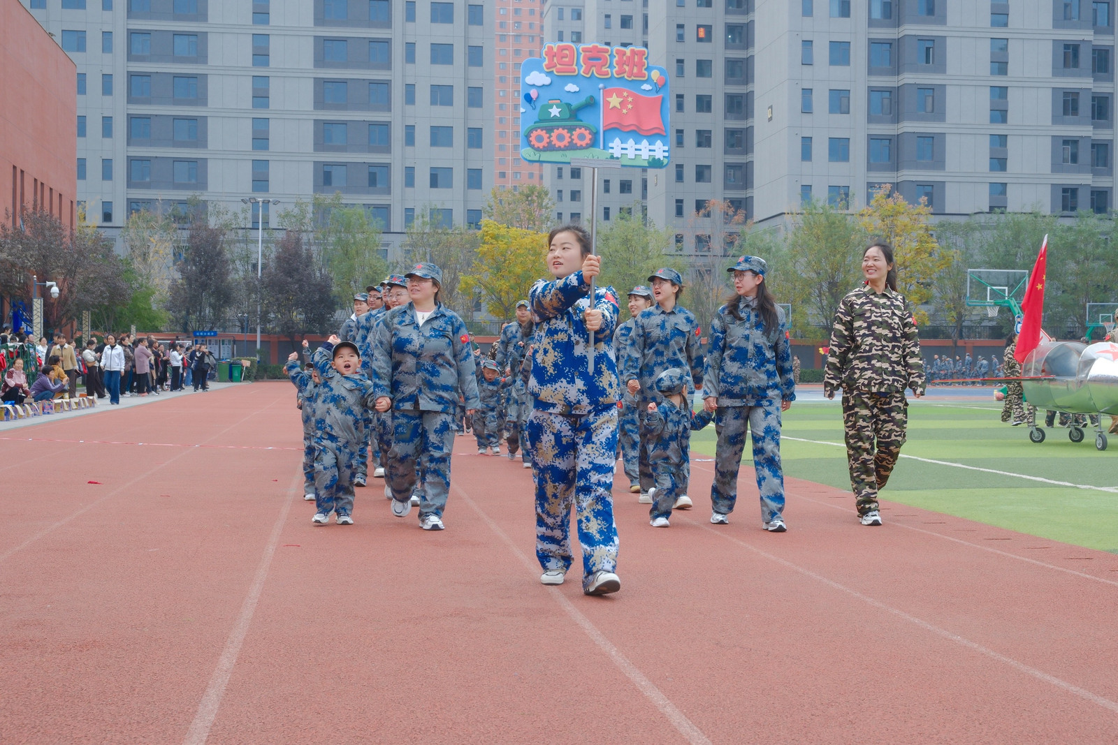 Ufq0bAjhuH9JGZk4.jpg 6.jpg