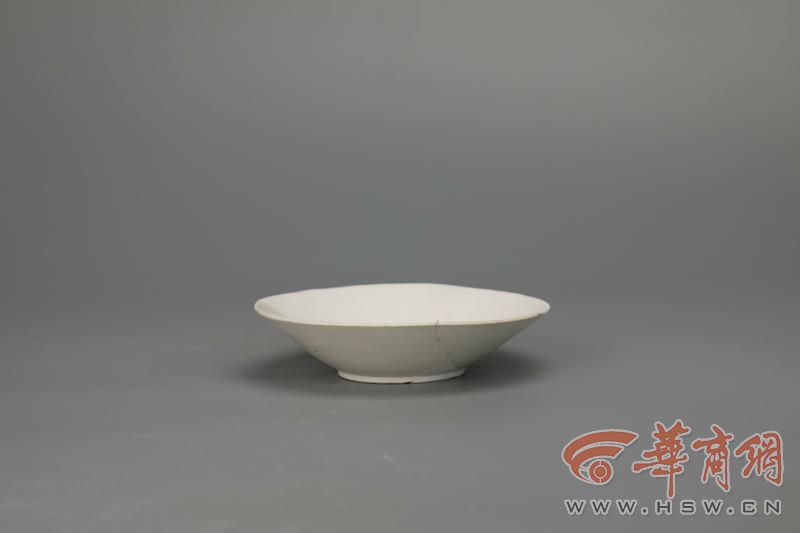 通义坊白瓷碗H2:6 (3).jpg
