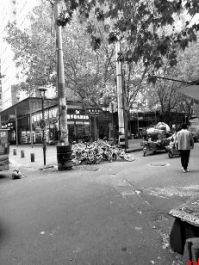 西安这些路段占道、油污、垃圾问题已经整改