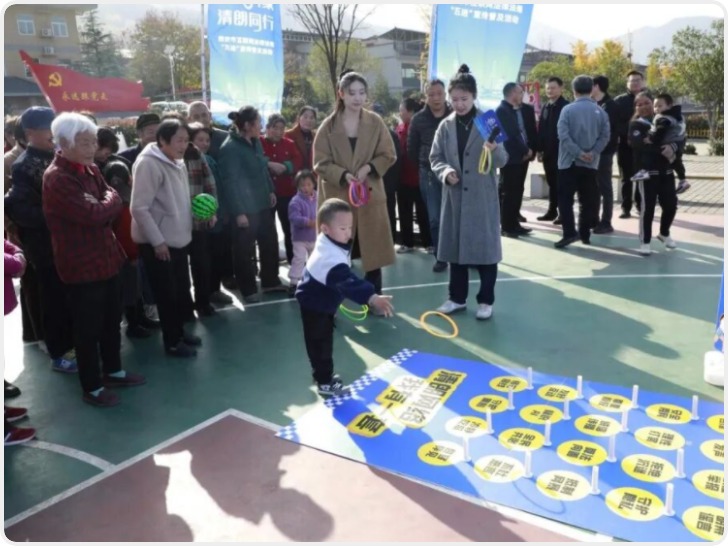 “网联万家·清朗同行”：2025年西安市互联网法律法规“五进”宣传普及活动走进乡村