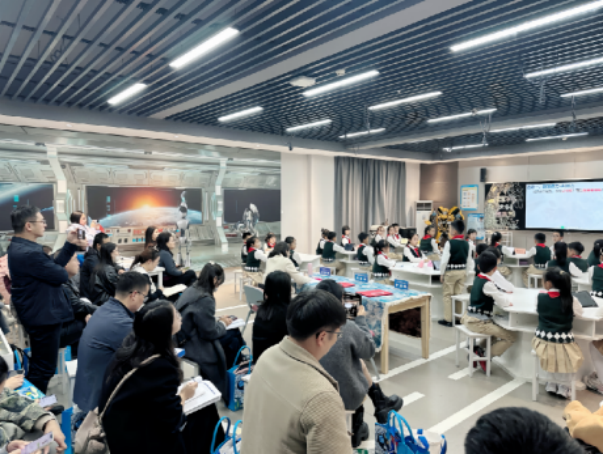 zoYquOfTxiNM85AH.png image.png