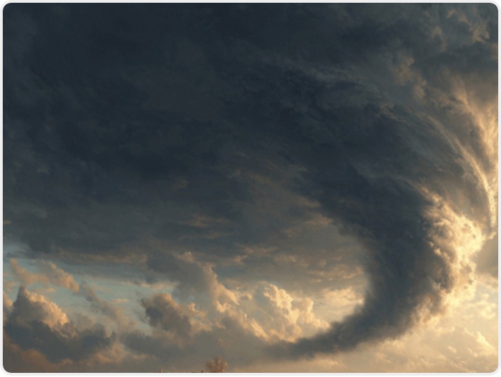 巴西巴拉那州遭龙卷风袭击 已致超840人死伤