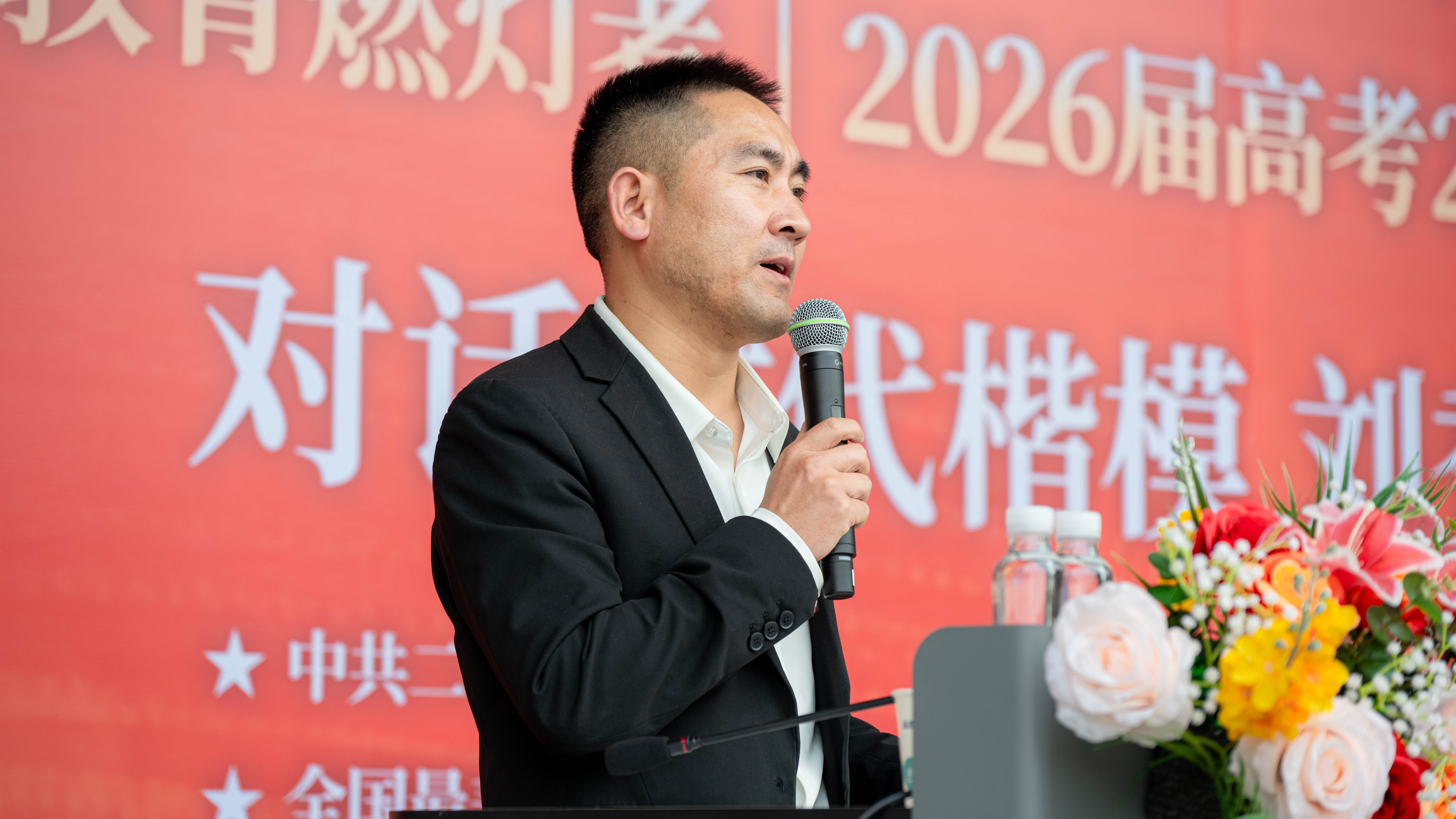 1WbUBEO2o6ihpEKh.jpg CYH_3448.jpg