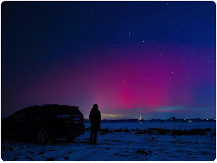 绚丽极光“光临”中国最北天空