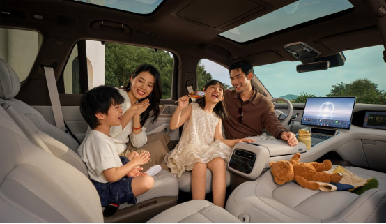 Z5hFayzehqwAAjW8.png image.png