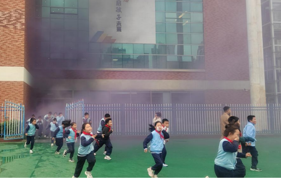 blBA2lRk1sqaVCTj.png image.png