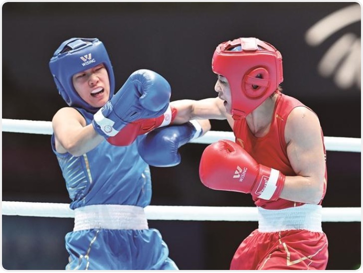 十五运会女子拳击项目陕西运动员齐昕宇摘银
