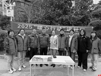 “每个单元楼张贴了供热报修二维码”