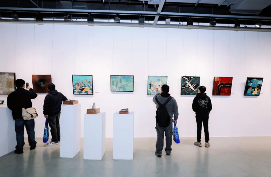 sJqpkBovDlZwIACB.png image.png