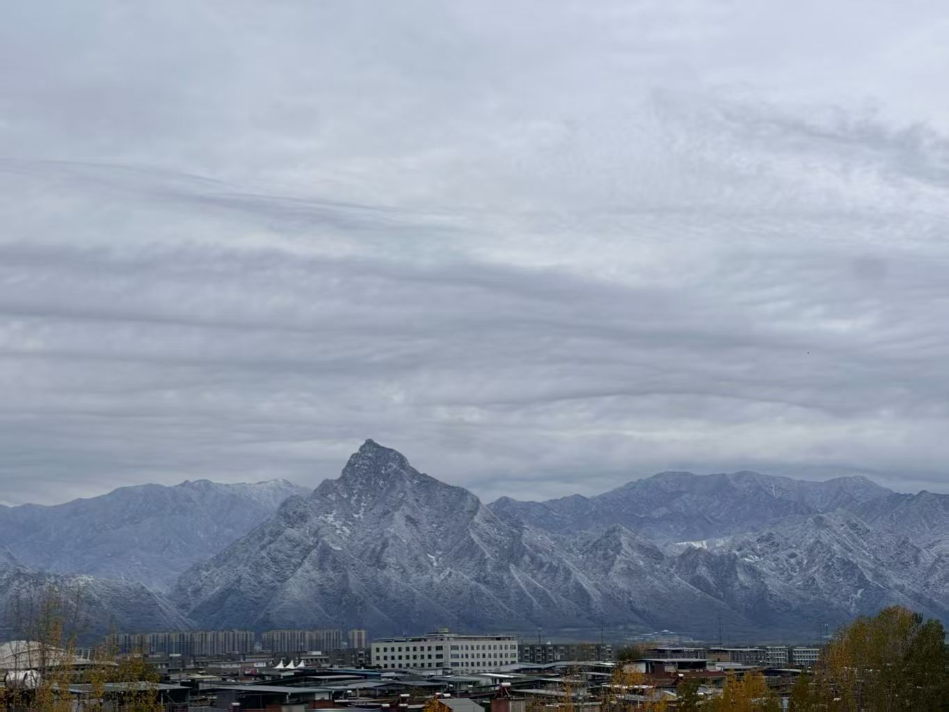 Dgw5kFbjFg8xA9nv.jpg Dgw5kFbjFg8xA9nv.jpg