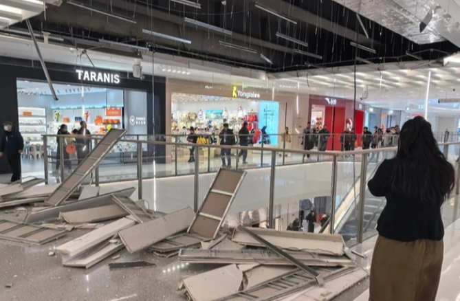 官方通报西安“龙湖长乐天街吊顶脱落”：8人受伤