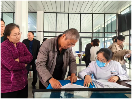 LyPOgcR5oFHMyWYF.png image.png