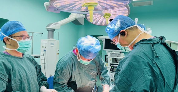 西安市人民医院微创手术精准“保肺”