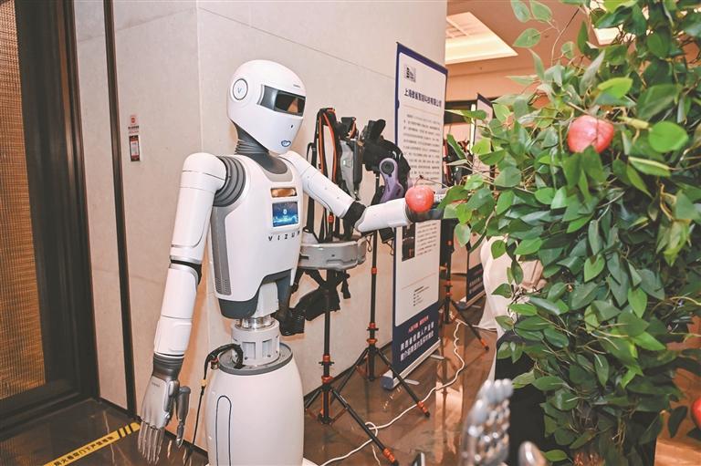 中国连续12年成为全球最大工业机器人市场 陕西何以竞逐万亿级赛道？