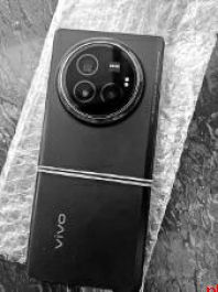 进水后黑屏 维修费4000多元