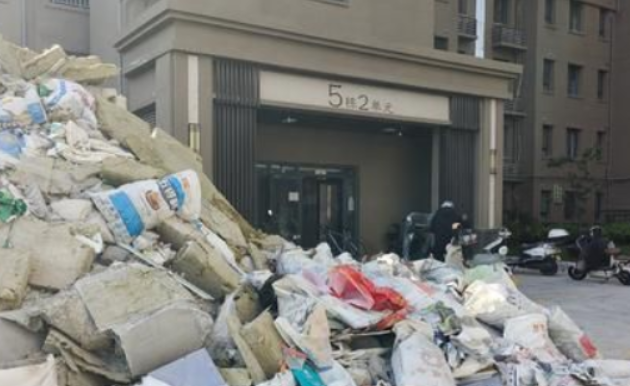 冬季火灾事故高发 记者直击西安部分小区消防“顽疾”