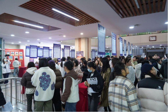 iG9kNzKAzeUIAgbb.png image.png