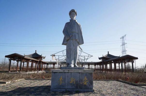 发现最美铁路·西延时光印记 | 从毛驴驮树苗到高铁运“金果” 看洛川老树新枝如何借高铁腾飞