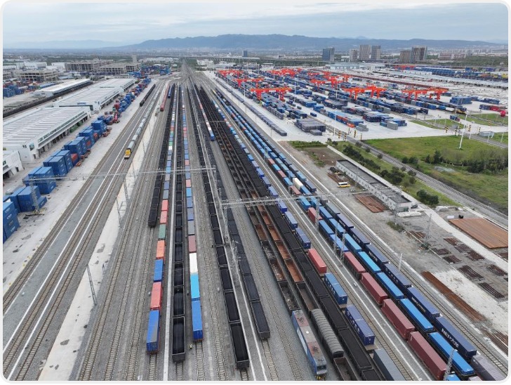 习近平总书记关切事｜中欧班列通陆达海