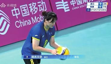 8年前10岁1.72米的高女孩 如今她站上了全运会领奖台