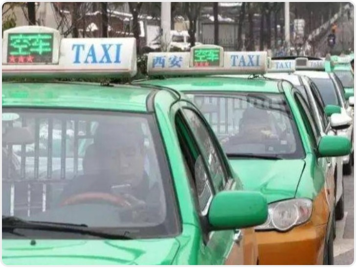 陕西省道德模范张望：在危急的车祸现场他四分钟勇救四人