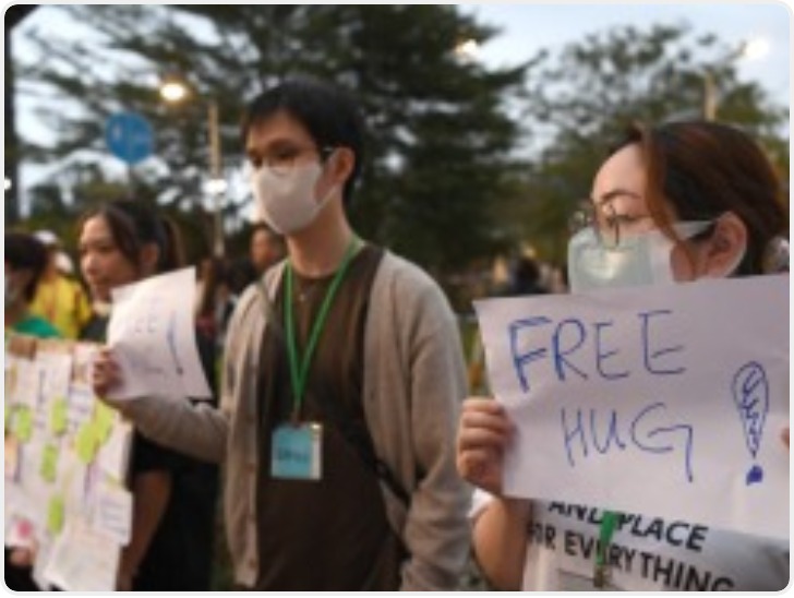 香港特区政府为火灾受影响居民提供医疗费用减免服务