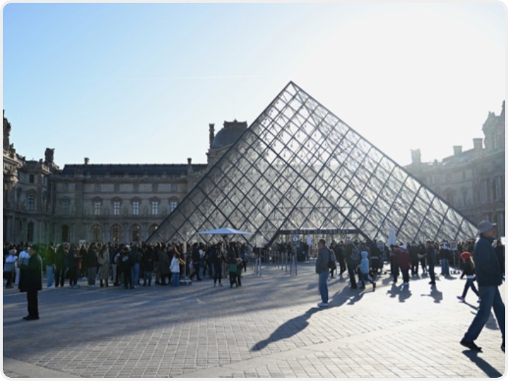 卢浮宫抢劫案第四名嫌疑人被临时收监