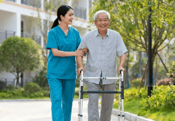 陕西：全省人均预期寿命达到78.9岁 养老产业规模达3674亿元