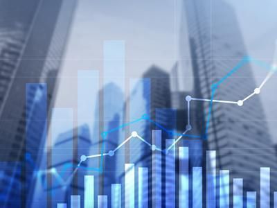商务部：1-10月服务进出口总额同比增长7.5%